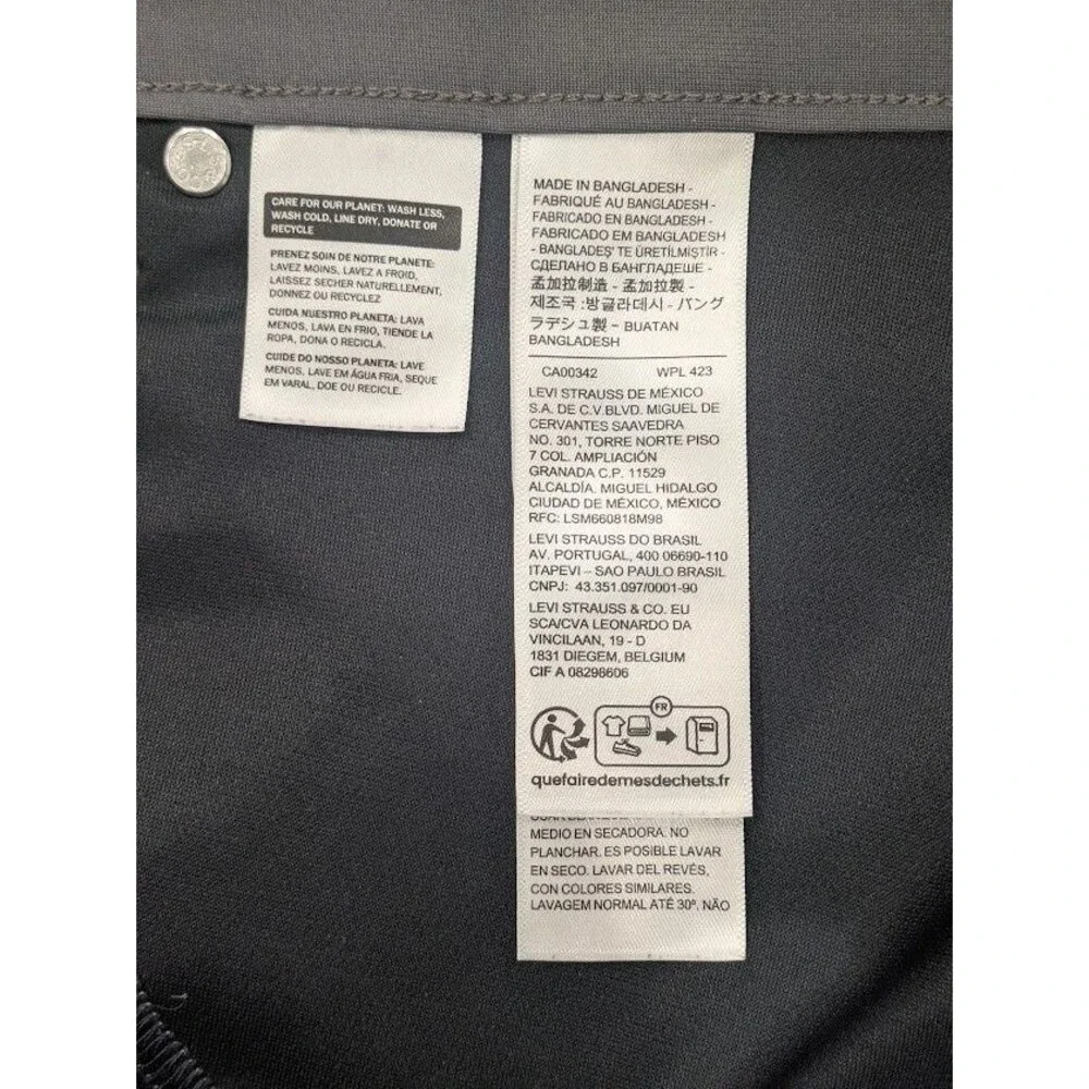 Levi's 511 Men's 32x30 Slim Fit Tech Performance Stretch Pants Gray Zip Pocket